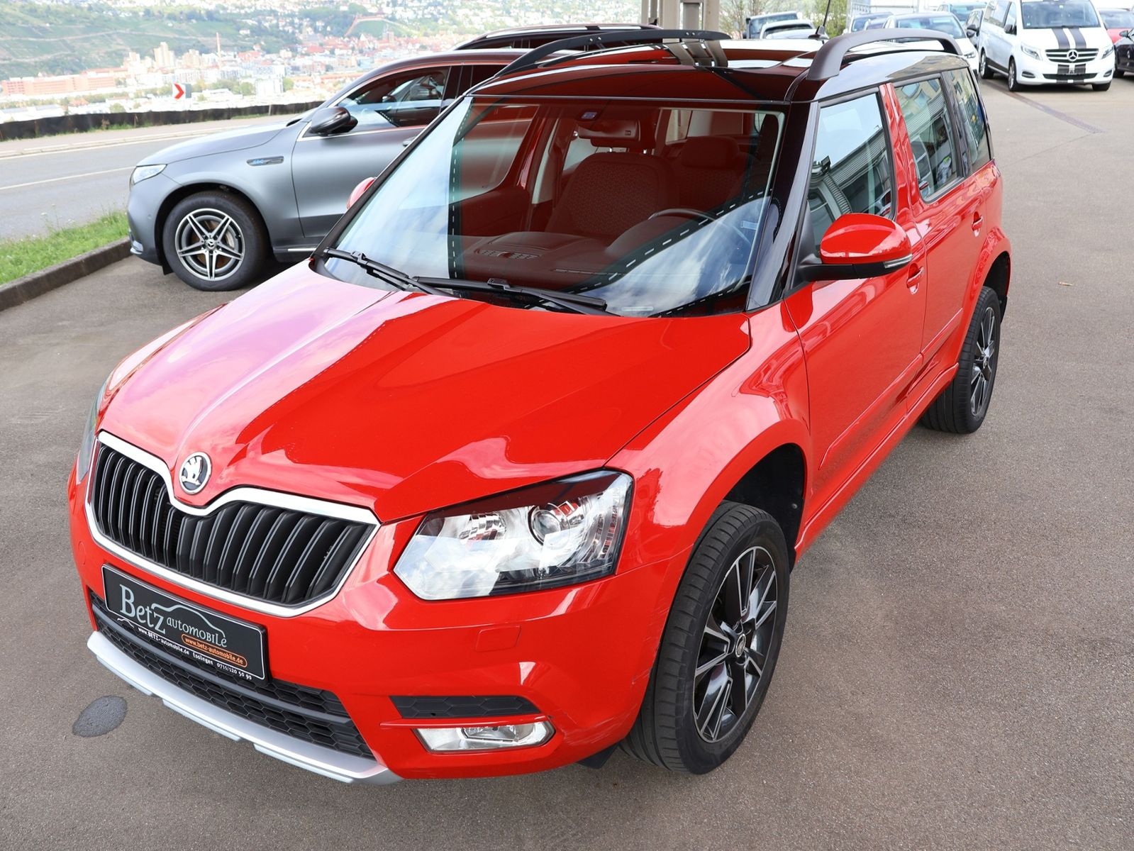 Skoda Yeti 2.0 TDI 170 ch 4x4 DSG Elegance • Toit pano • GPS • Caméra • Xénon • Attelage