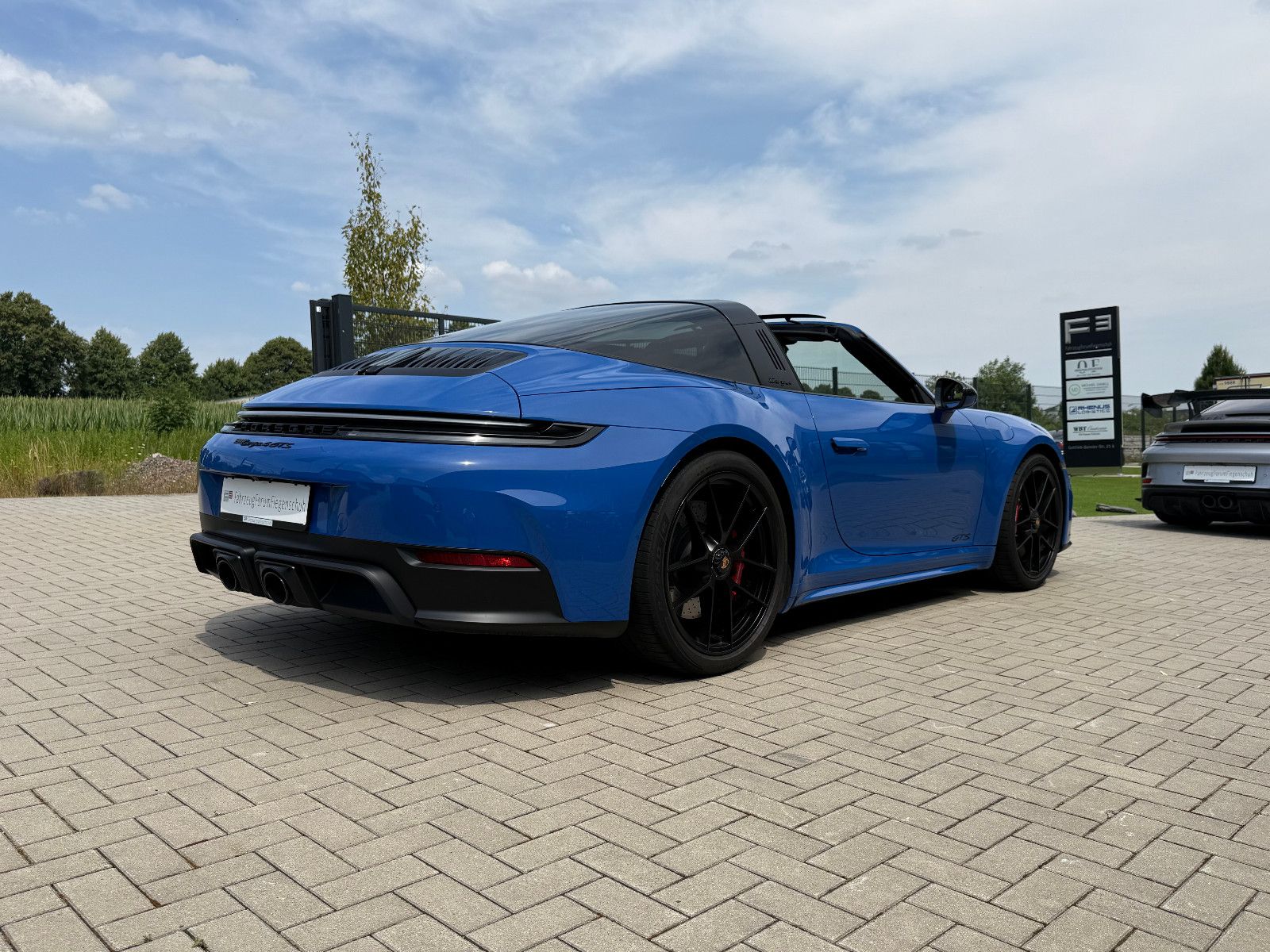 Fahrzeugabbildung Porsche 992.2/911 Targa 4 GTS-18Wege-Lift-BOSE-Steuer!