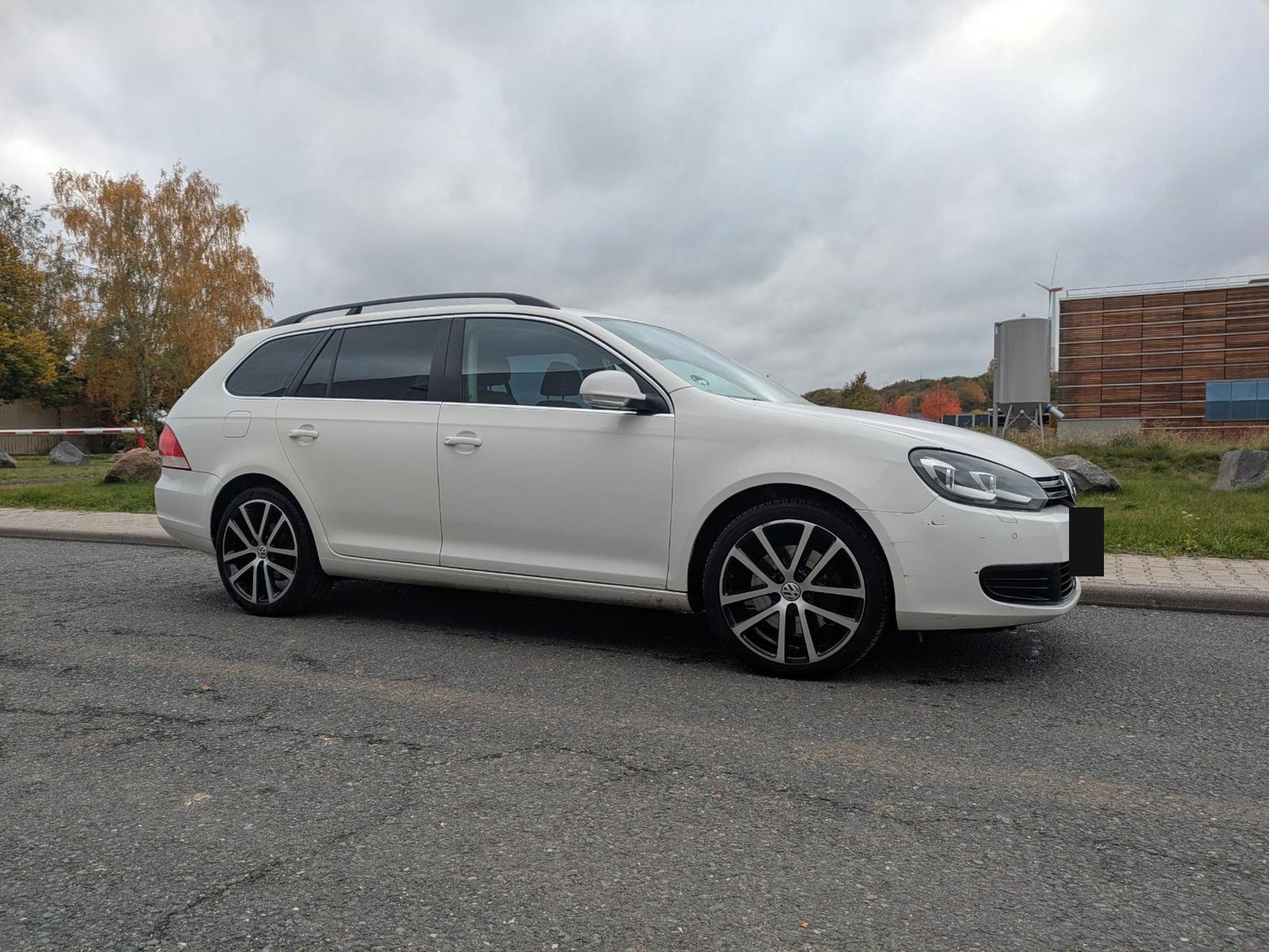 Volkswagen Golf 2010 — engine 1.390 cm³, 160 HP (118kW)