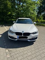 BMW 330d xDrive Touring Sport Line Automatic Spo...