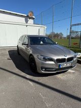 BMW 530d Touring luxury   xdrive  - BMW 530: Beige