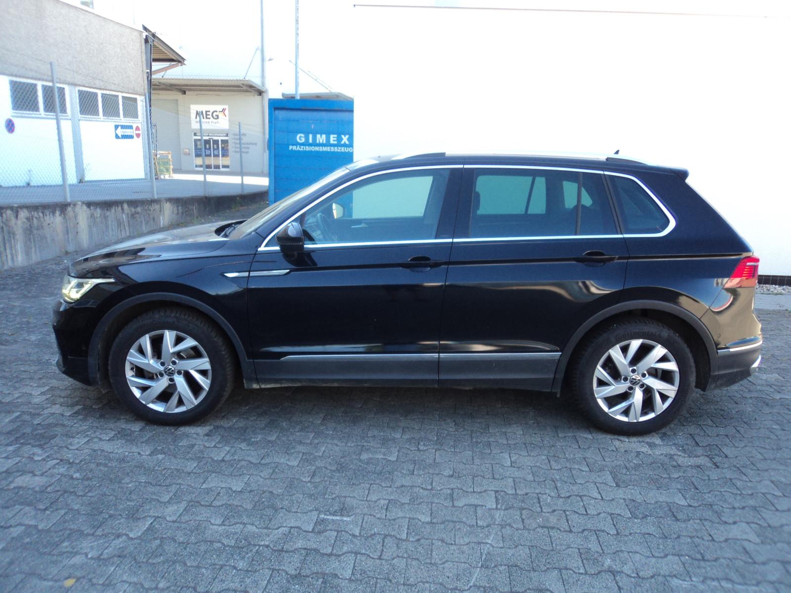Volkswagen Tiguan Elegance*MATRIX*PANORAMA*KameraNaviLeder