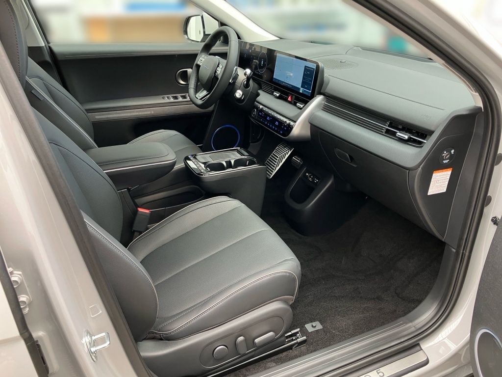 Fahrzeugabbildung Hyundai IONIQ 5 2WD 84kWh Uniq 2xKlima 360 4xSHZ AUT HUD