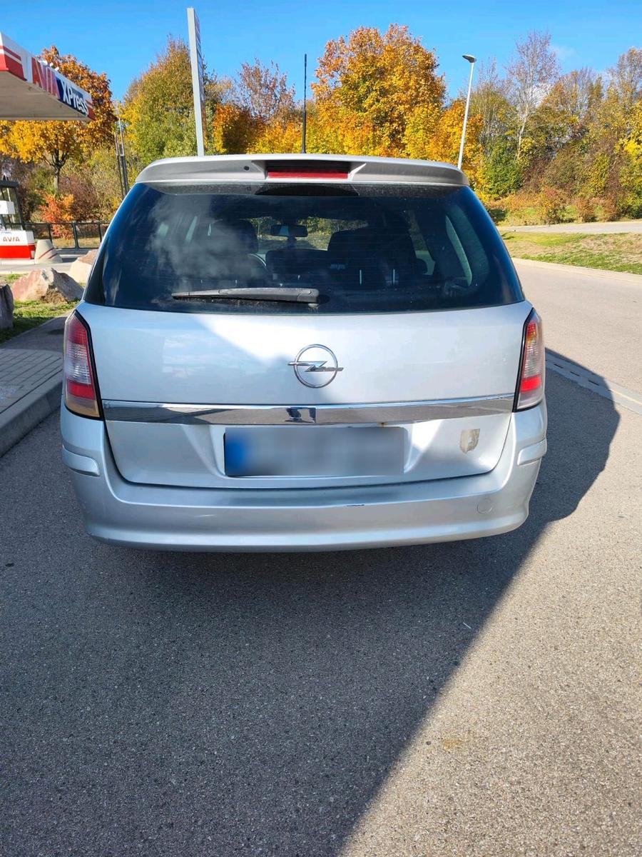 Opel Astra 2007 — photo 13