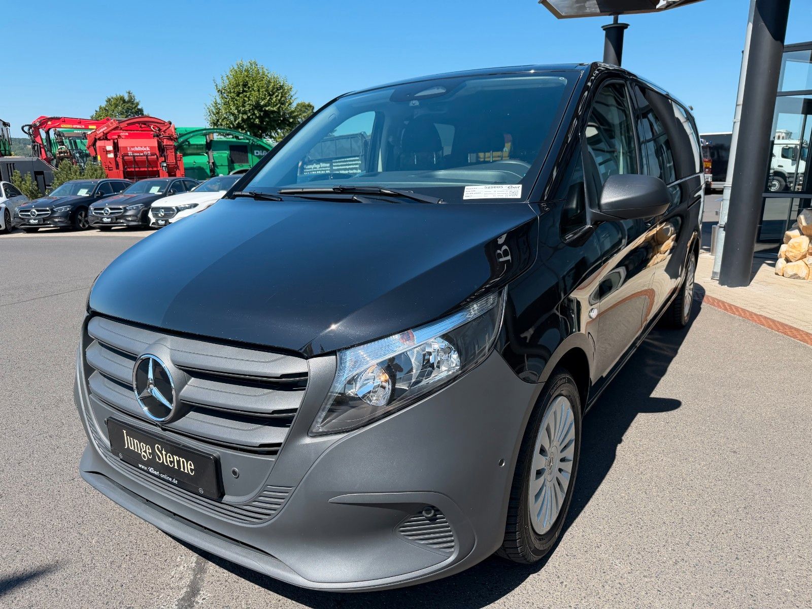 Fahrzeugabbildung Mercedes-Benz Vito 116 CDI Tourer Extral elektr Türen AHK