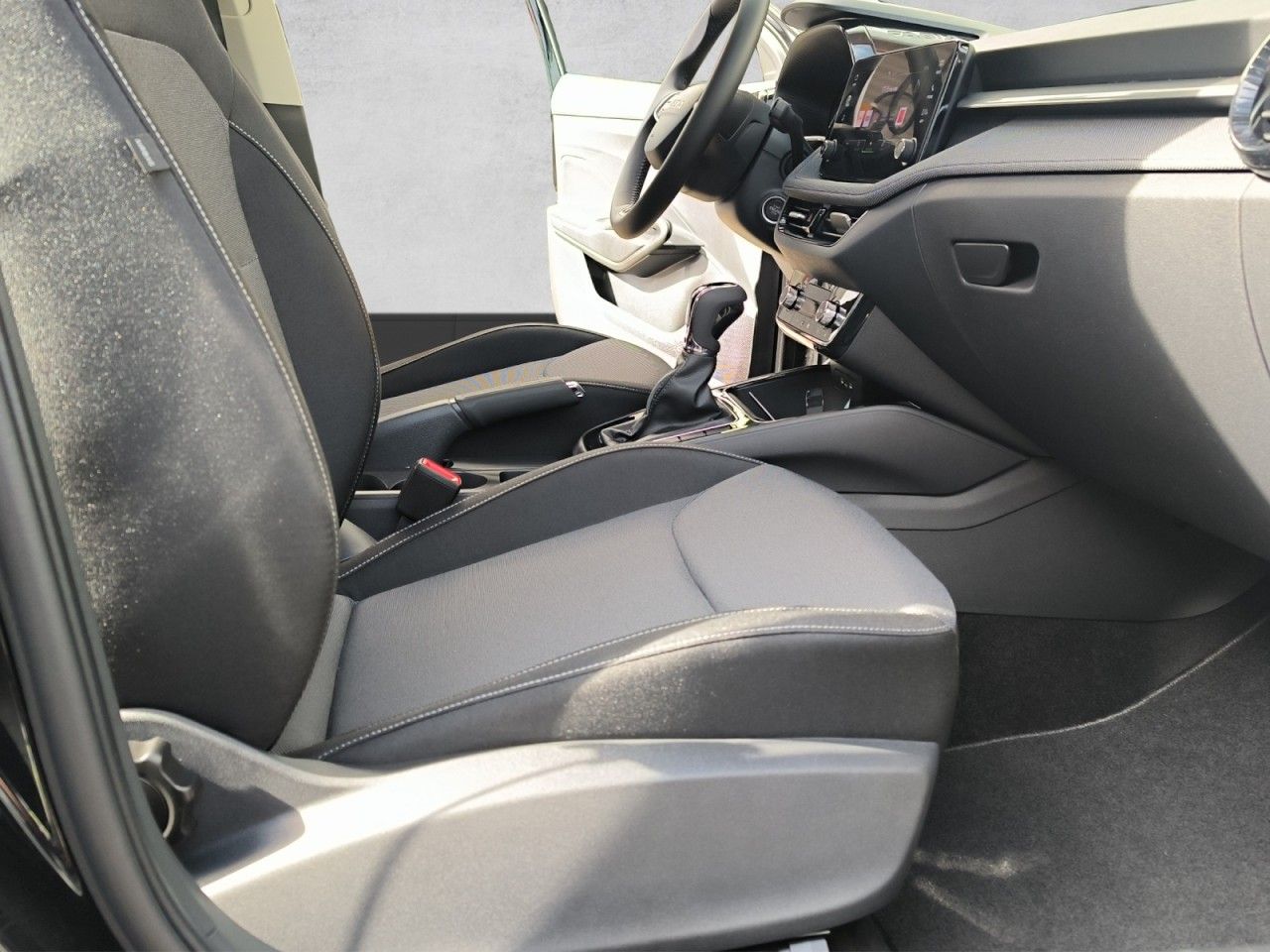 SKODA Fabia Selection TSI DSG,AHK,Kamera,SHZ,LED - Bild 19