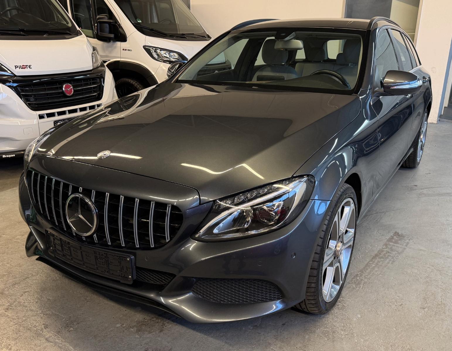 Mercedes-Benz T-Modell C 220 T BlueTec / Automatik