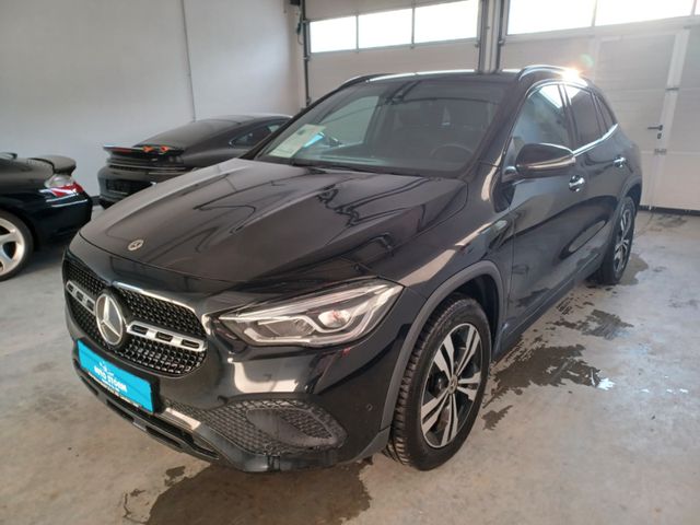 Mercedes-Benz GLA 200 d Progressive*Night-Paket*AHK*SpurH*SHZ