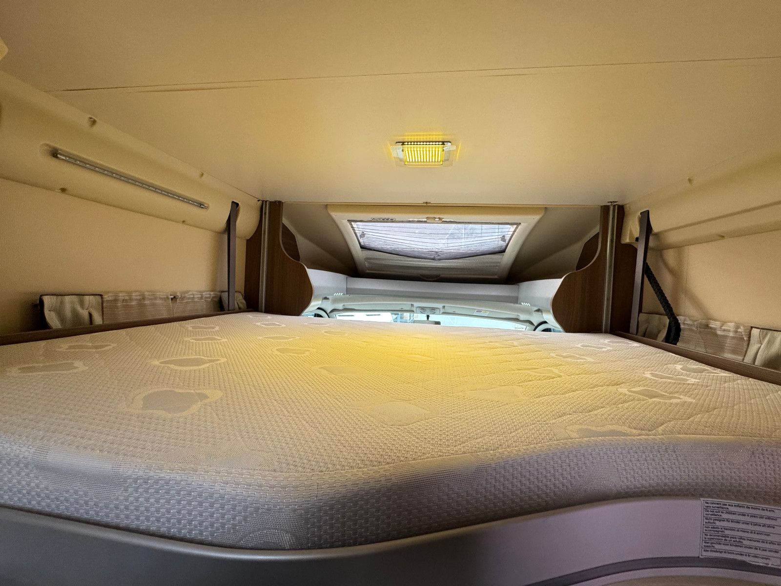 Fahrzeugabbildung Chausson WELCOME 618 FIAT SAT TV HUBBETT BACKOFEN 1.HAND