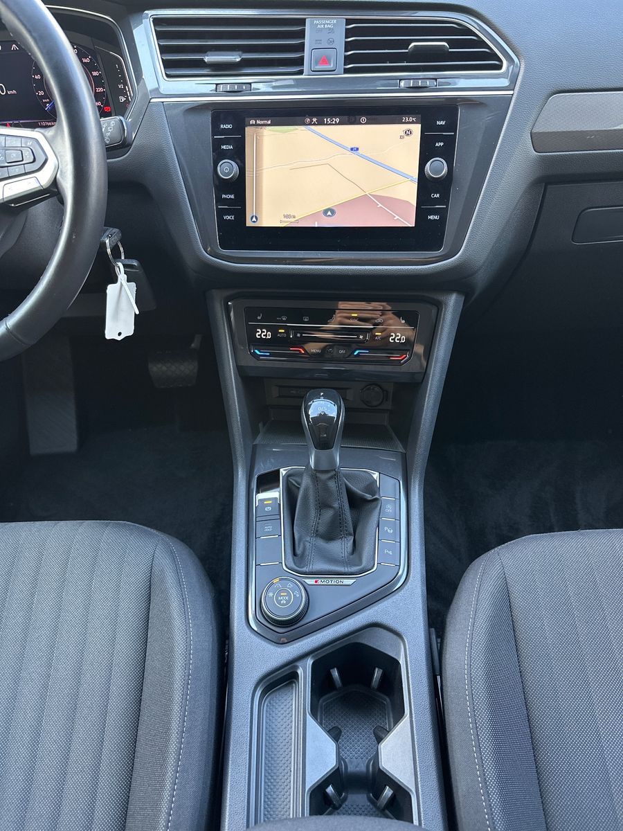 Fahrzeugabbildung Volkswagen Tiguan Allspace Life 4M NAV+LED+AHK+18ZO+ACC+PLA