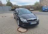Skoda Octavia 2.0 TDI DSG RS Combi RS - Skoda Octavia aus 2011: Combi RS