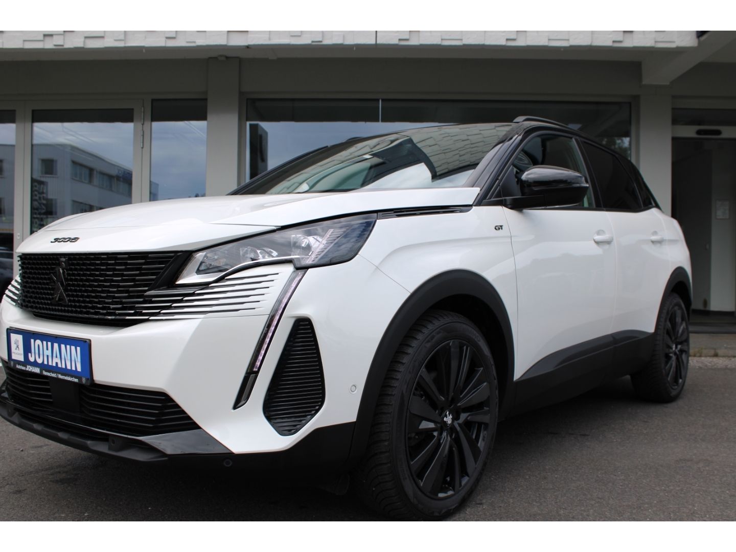 Peugeot 3008 GT HYBRID 136 e-DSC6 *Anhängerkupplung+Blac