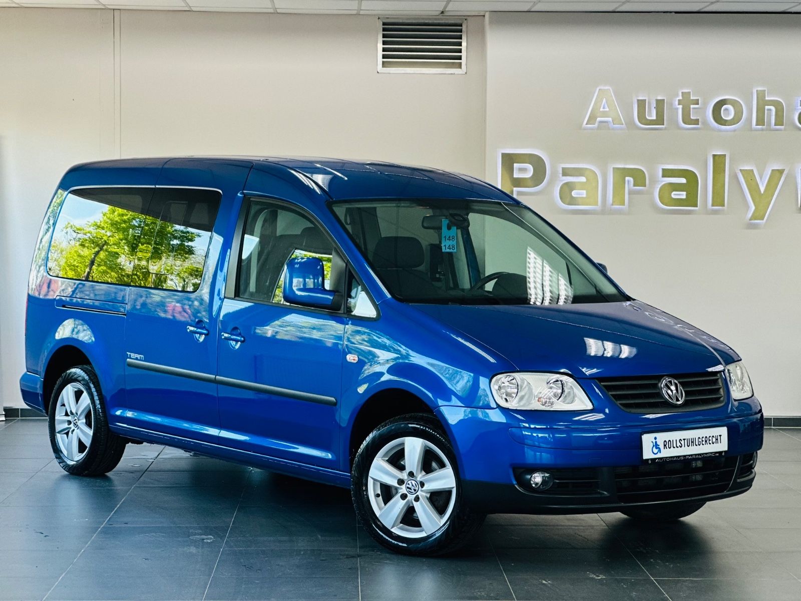 Caddy Maxi Life Team Behindertengerecht-Rampe