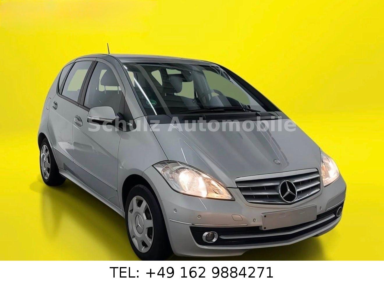 Mercedes-Benz A180 AUTOMATIK *AHK/PDC/SHZ/TEMPOMAT/ALLWETTER