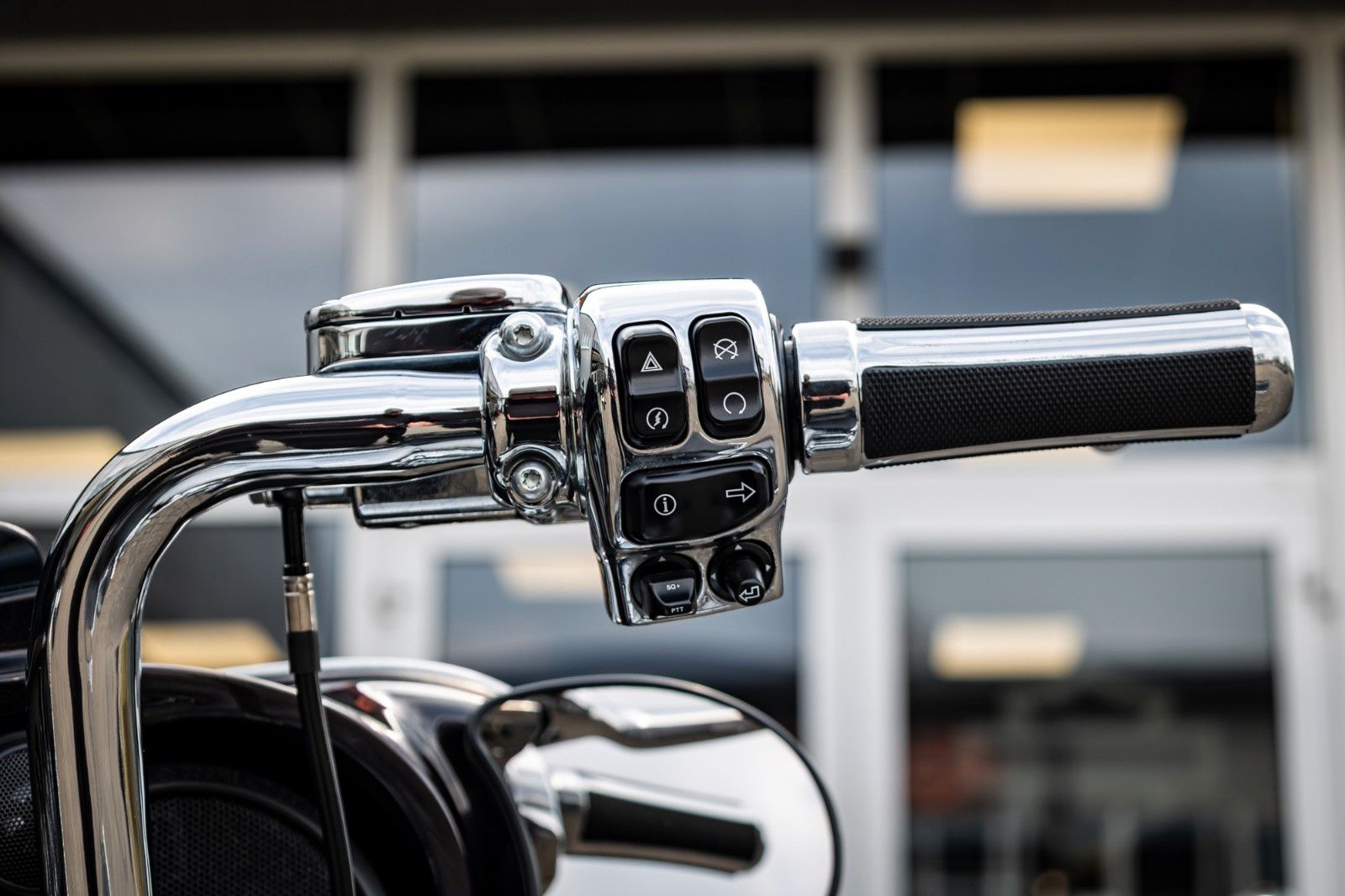 Fahrzeugabbildung Harley-Davidson CVO STREET GLIDE 110 FLHXSE - KESSTECH