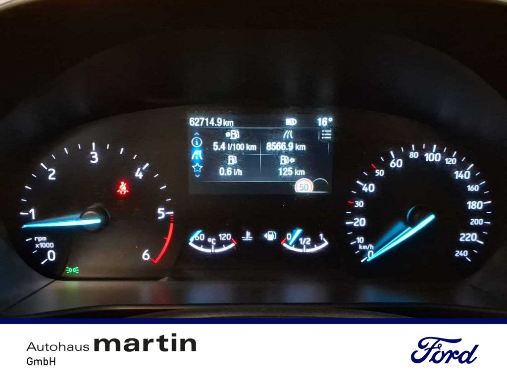 Fahrzeugabbildung Ford Focus 1.5 EcoBlue Titanium S/S ACC FACEL. LED