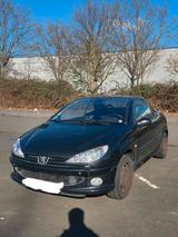 Peugeot Verkaufe Peugeot 206 CC Cabrio TÜV Neu!! - Peugeot 206 Gebrauchtwagen in Kassel