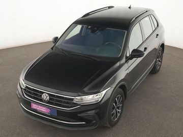 Volkswagen Tiguan - 10