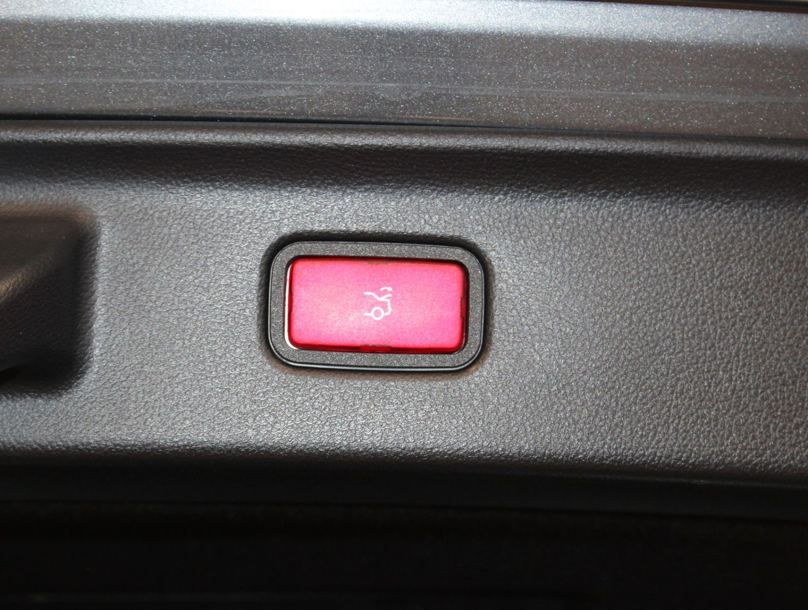Fahrzeugabbildung Mercedes-Benz S 500 4Matic AMG Line Pano*Burmester*HUD