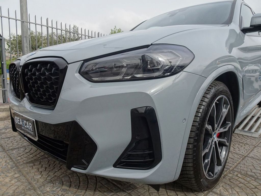 Image of BMW X4