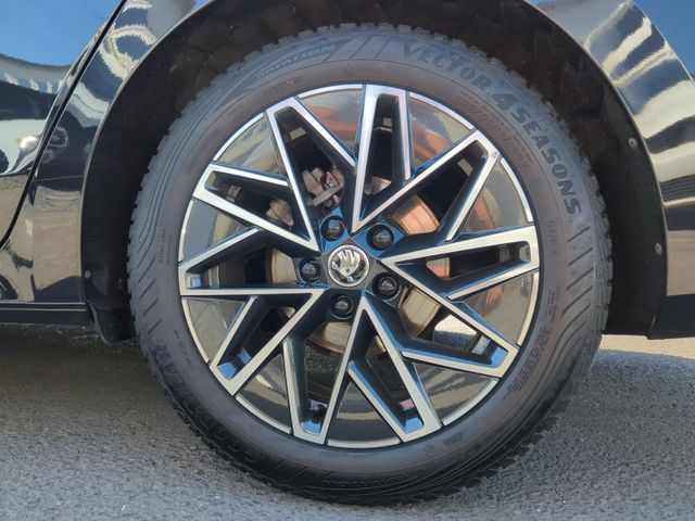 Octavia Combi 2.0 TDI  Selection DSG *KAMERA*3-Z