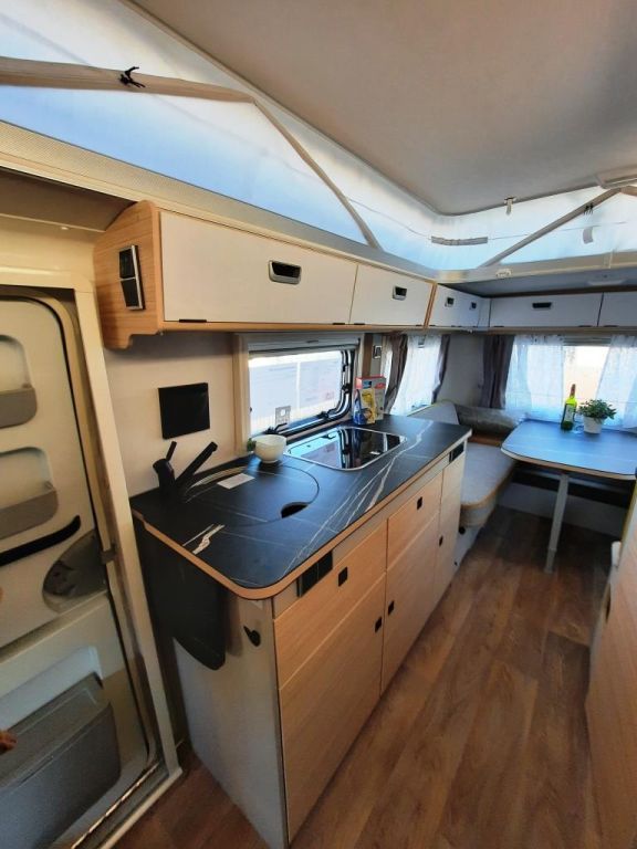 Fahrzeugabbildung HYMER / ERIBA / HYMERCAR Touring 560 Verfüg./Sparen Sie 10.635,- €