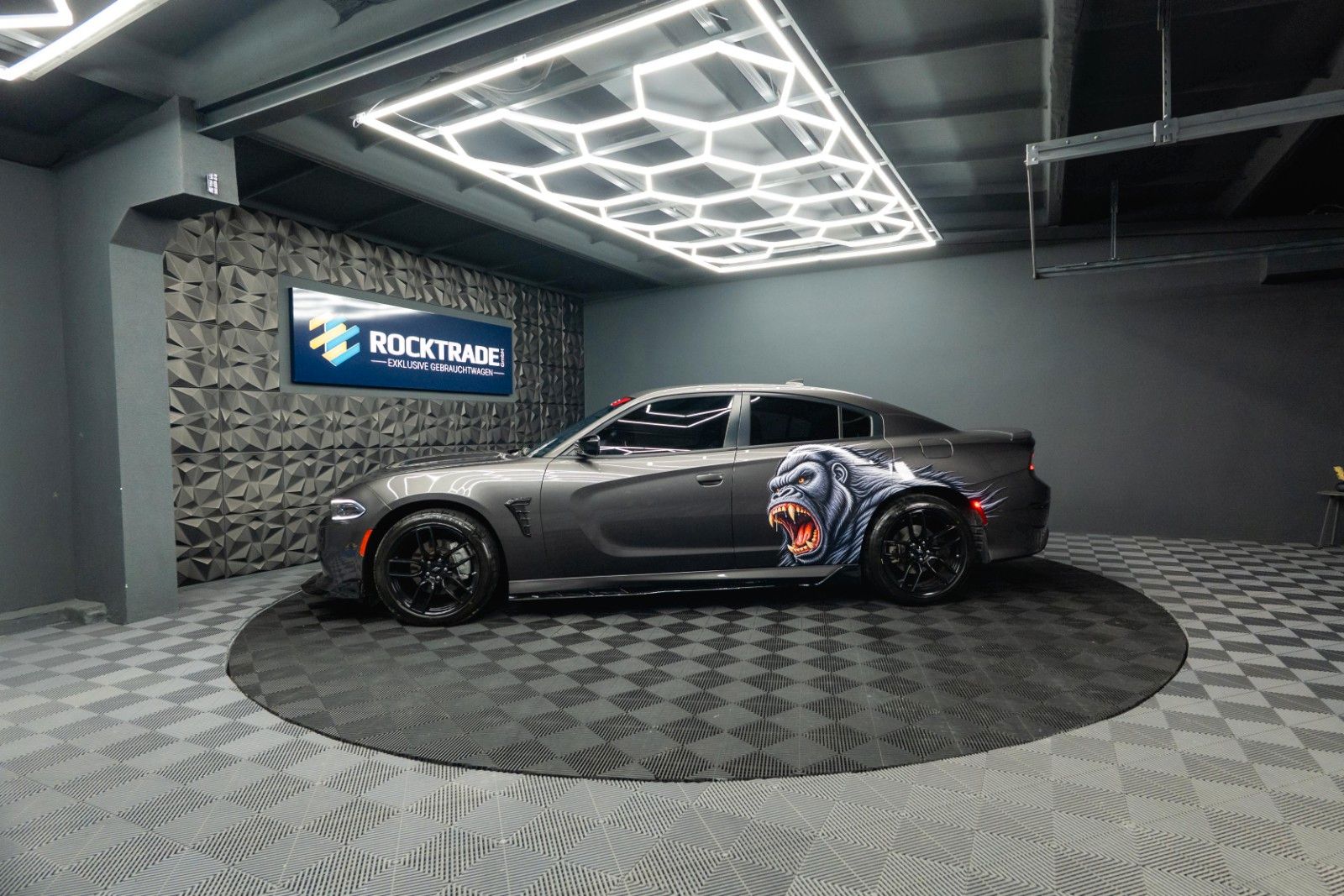 Fahrzeugabbildung Dodge Charger 5.7 V8 HEMI R/T KONG Night Performance