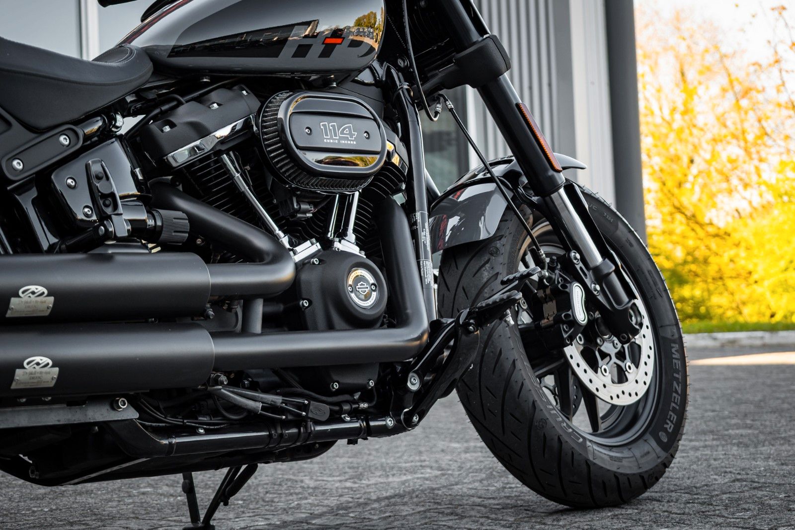 Fahrzeugabbildung Harley-Davidson FXFBS FAT BOB 114 CUI SOFTAIL - JEKILL&HYDE -