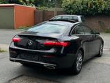 Mercedes-Benz E 220 d Coupe°°Pano°°Automatik°°Leder°°LED°° - Mercedes-Benz E 220 mit Diesel-Antrieb: Sportwagen, Automatik