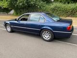BMW 735i E38 V8 in Biarritzblau  - BMW 735 aus 1998