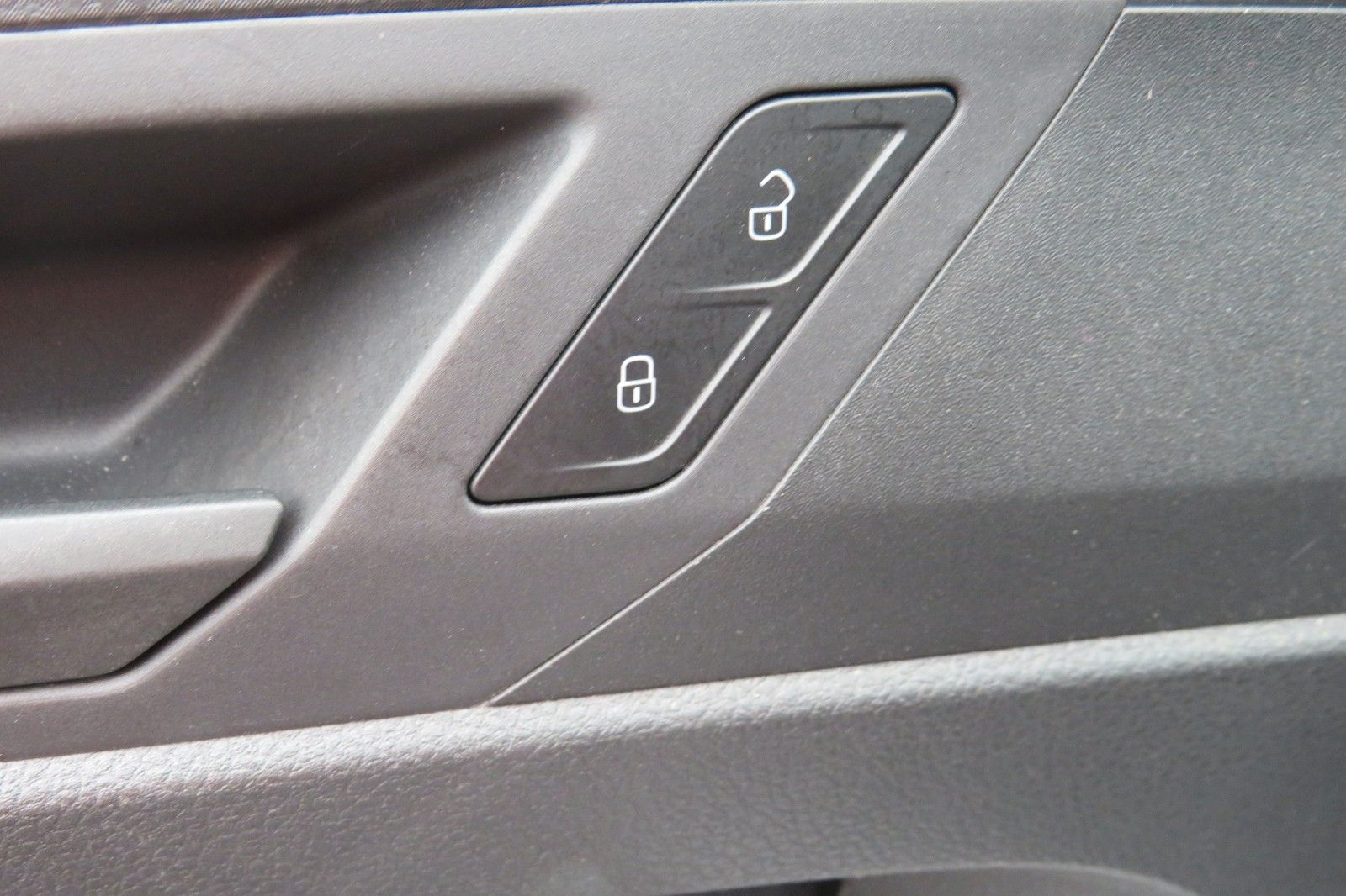 Fahrzeugabbildung Volkswagen Caddy Cargo Maxi TDI FLÜGEL SITZH. TELVOR PDC 1H