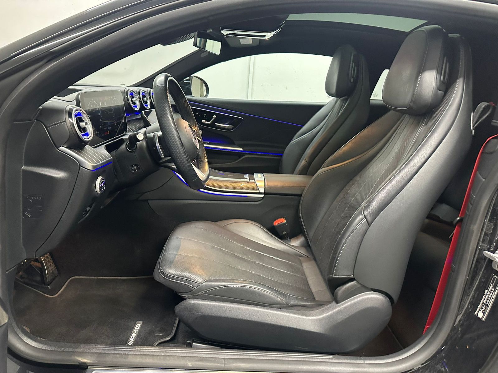 Fahrzeugabbildung Mercedes-Benz CLE 450 4MATIC *AMG-LINE*PANORAMA*HEADUP*