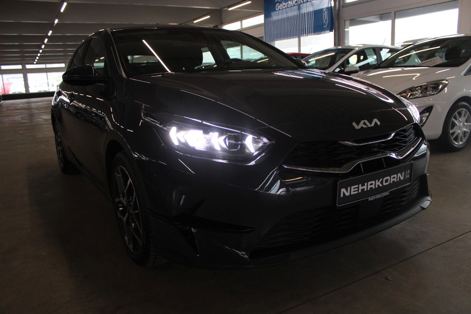 Fahrzeugabbildung Kia cee'd / Ceed Spirit Aut. LED NAVI ACC BLIS uvm.