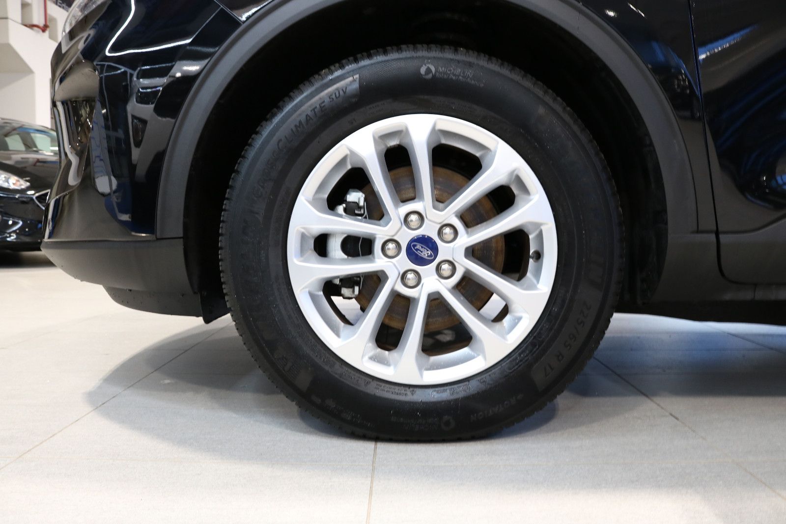 Fahrzeugabbildung Ford Kuga Plug-In Hybrid Titanium X/Kamera