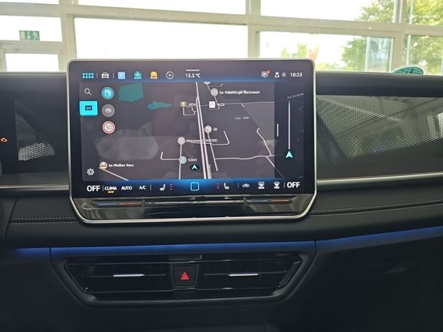 Fahrzeugabbildung Volkswagen Tayron 1.5 eTSI DSG Life HD-MATRIX 7-SITZE 360°