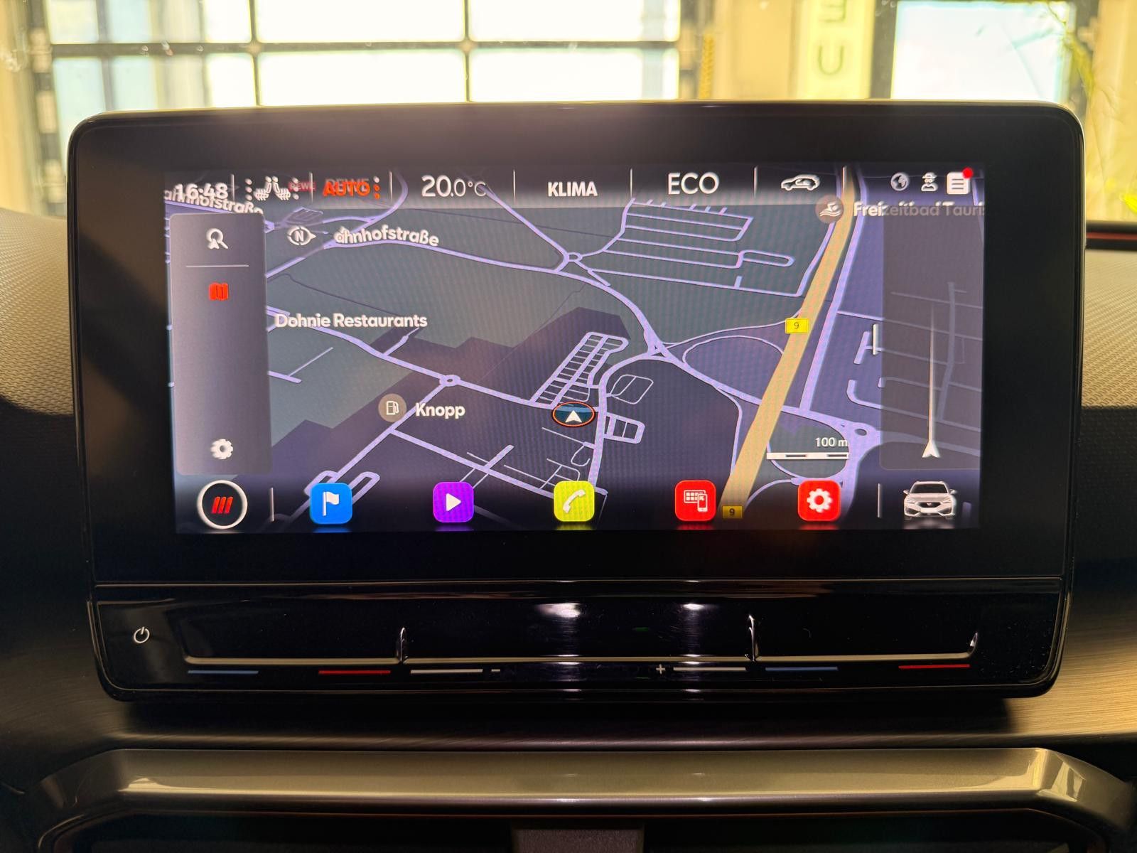 Fahrzeugabbildung CUPRA Leon Sportstourer VZ e-Hybrid/AHK/8.FACH BEREIFT