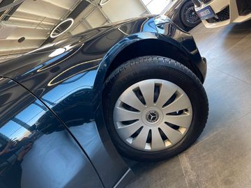 Mercedes-Benz A 180 d  *TACHODIGITAL*MBUX*NAVI*KAM*1.HAND*