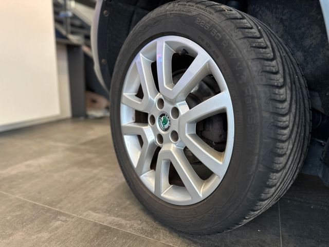 Skoda Yeti Ambition Plus Edition 4x4*2.Hand*AHK*Klima*