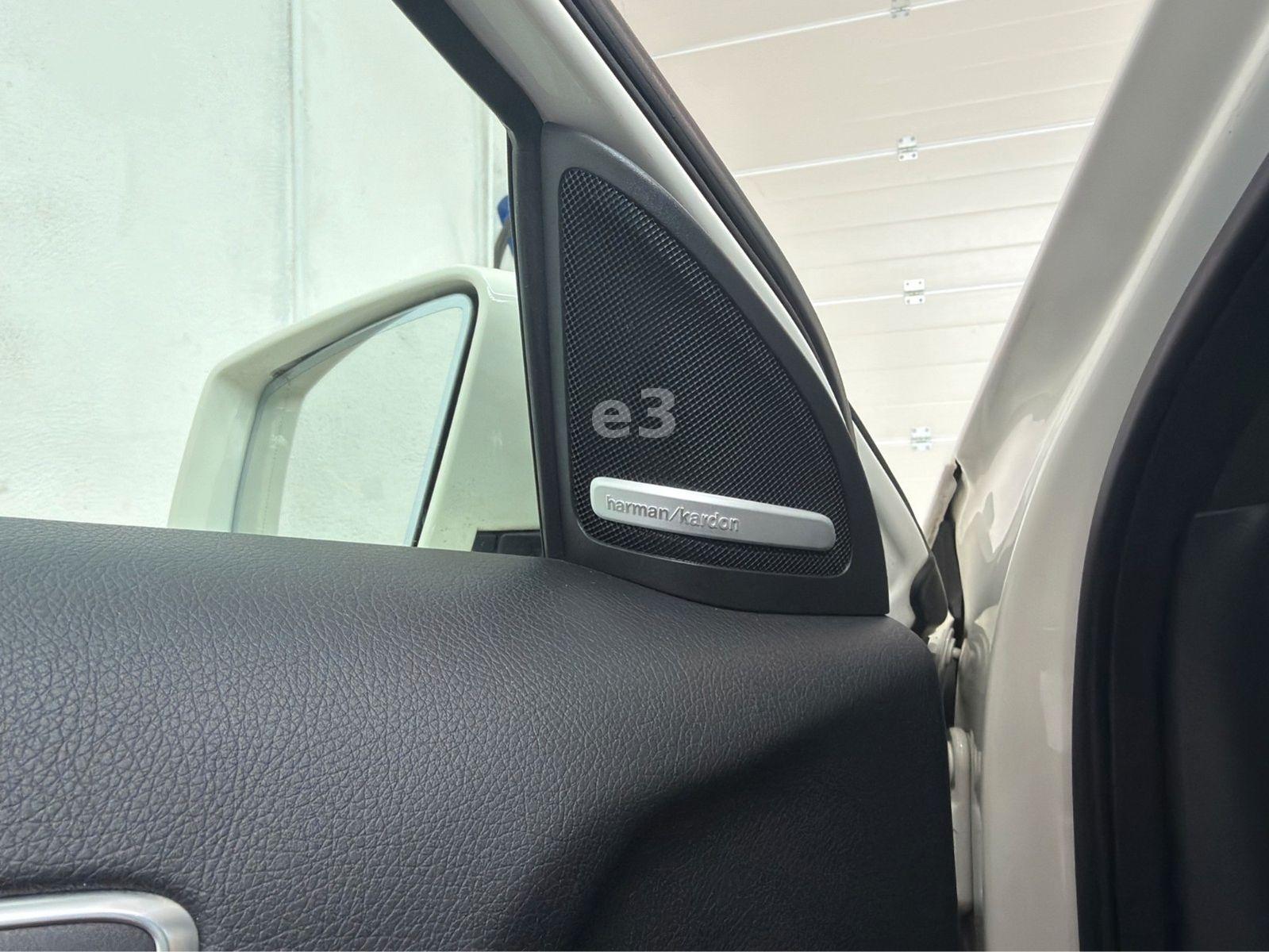 Mercedes-Benz A 250 AMG Sport (Line);KAMERA;SCHIEBEDACH;NAVI
