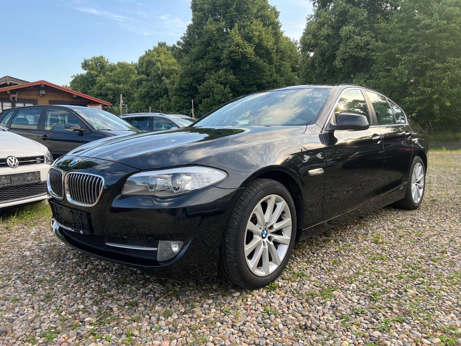 BMW 520d F10/PDC/NAVI/SHZ/KLIMAAUTO/TEMP/