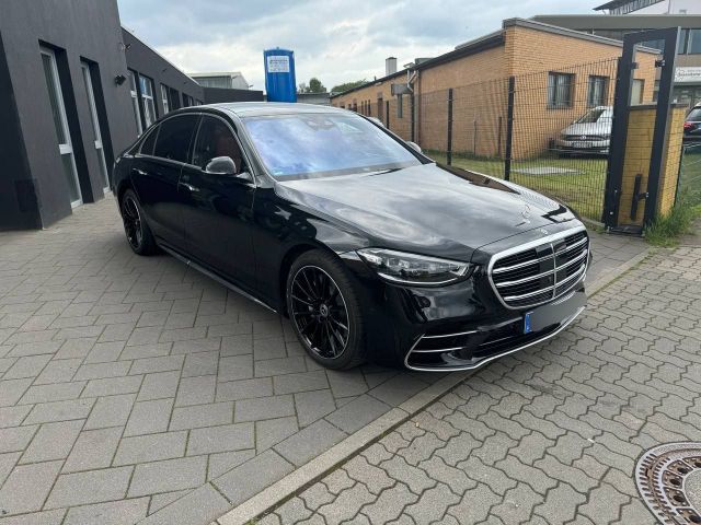 Mercedes-Benz S 580 S -Klasse Lim. S 580 e 4Matic L/AMG/Pano