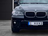 BMW X5 M-Paket 1.Hand~SHZ~Navi~8-Fach~TOP Zustand - BMW X5 aus 2011 mit Diesel-Antrieb