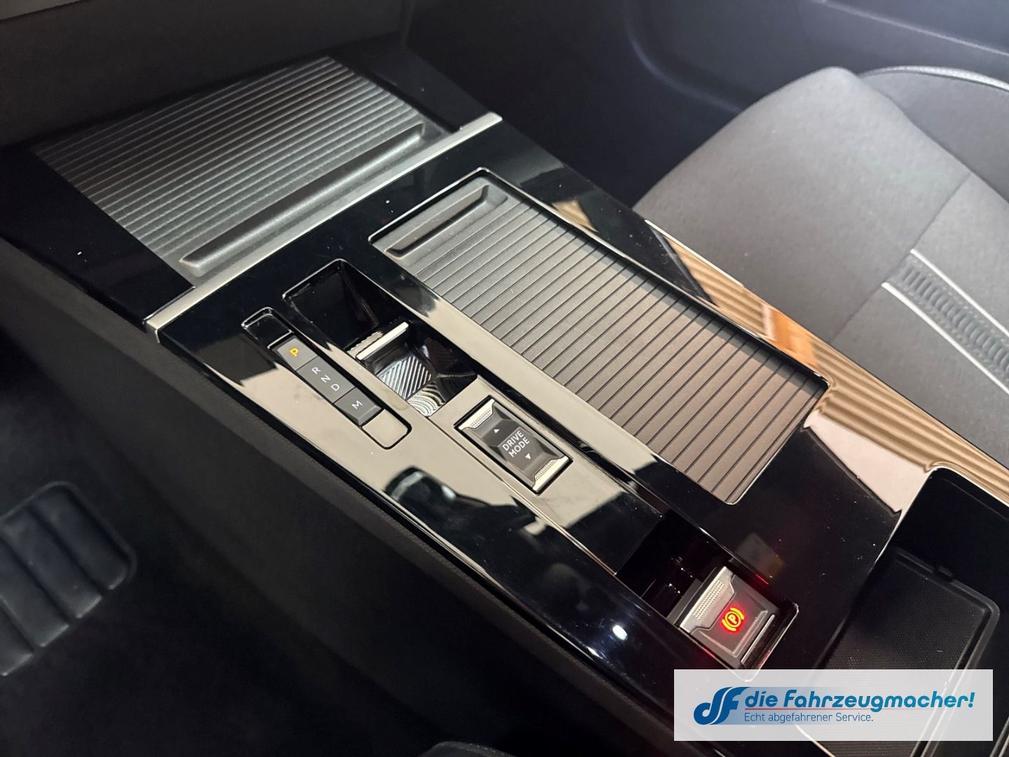 Fahrzeugabbildung Opel Astra L Sports Tourer GS Line Digi Co 360 LED A