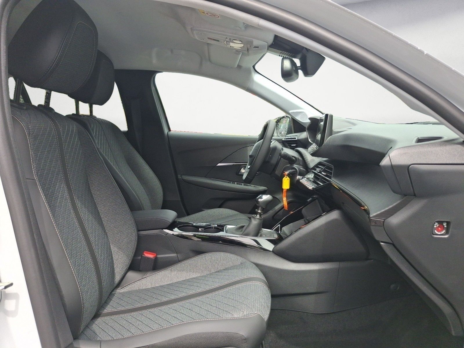 Peugeot 208 - Bild 10