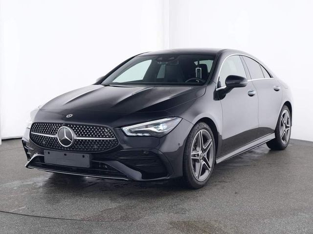 Mercedes-Benz CLA 200 AMG Leder Distronic Pano getöntes Glas