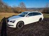 Skoda Superb 1.8 TSI DSG Style Kombi - moon-weiß, AHK  - Skoda Superb: Dsg