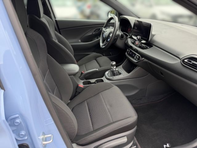 Fahrzeugabbildung Hyundai i30 N Performance FL+NAVI+LED+RFK+SHZ+KLIMA+UVM+