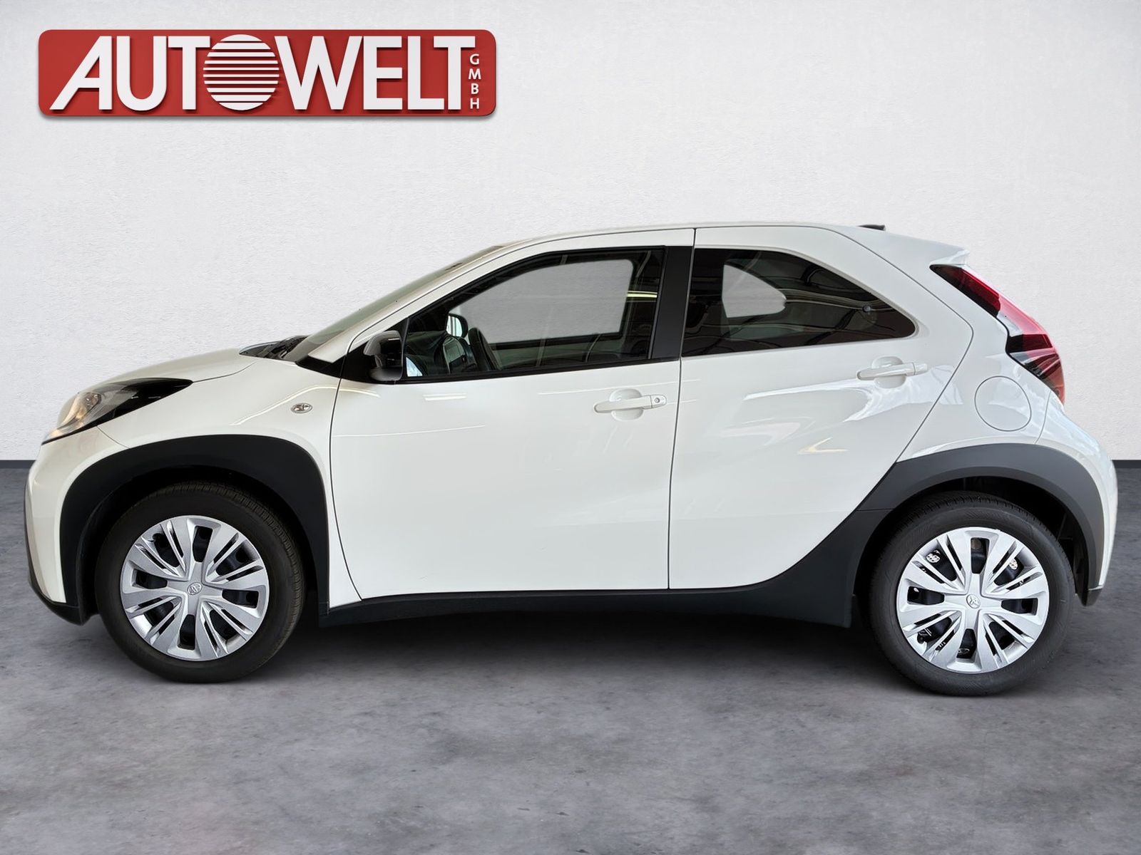 Fahrzeugabbildung Toyota Aygo X 1.0 Business Edition SHZ,Kamera,ACC