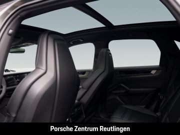 Porsche Cayenne - 8