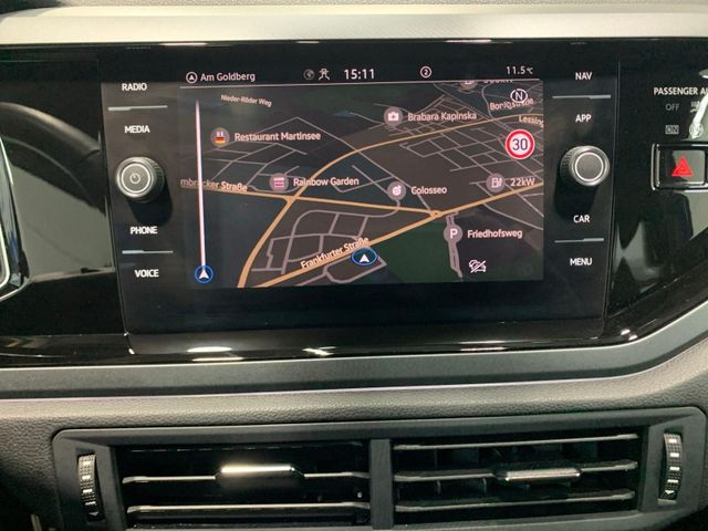 Taigo 1.0 TSI DSG R LINE IQ.LIGHT+ACC+APP+NAVI++